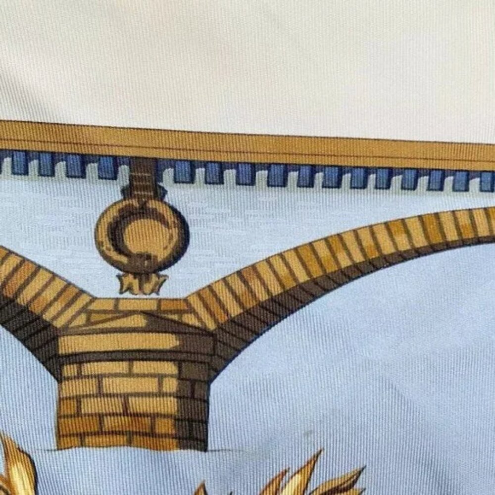 100% Authentic HERMES Carre 90 - Cream Gray Multi Scarf 245-090524 - Picture 6 of 9